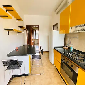 Alessio House Appartamento Brugherio