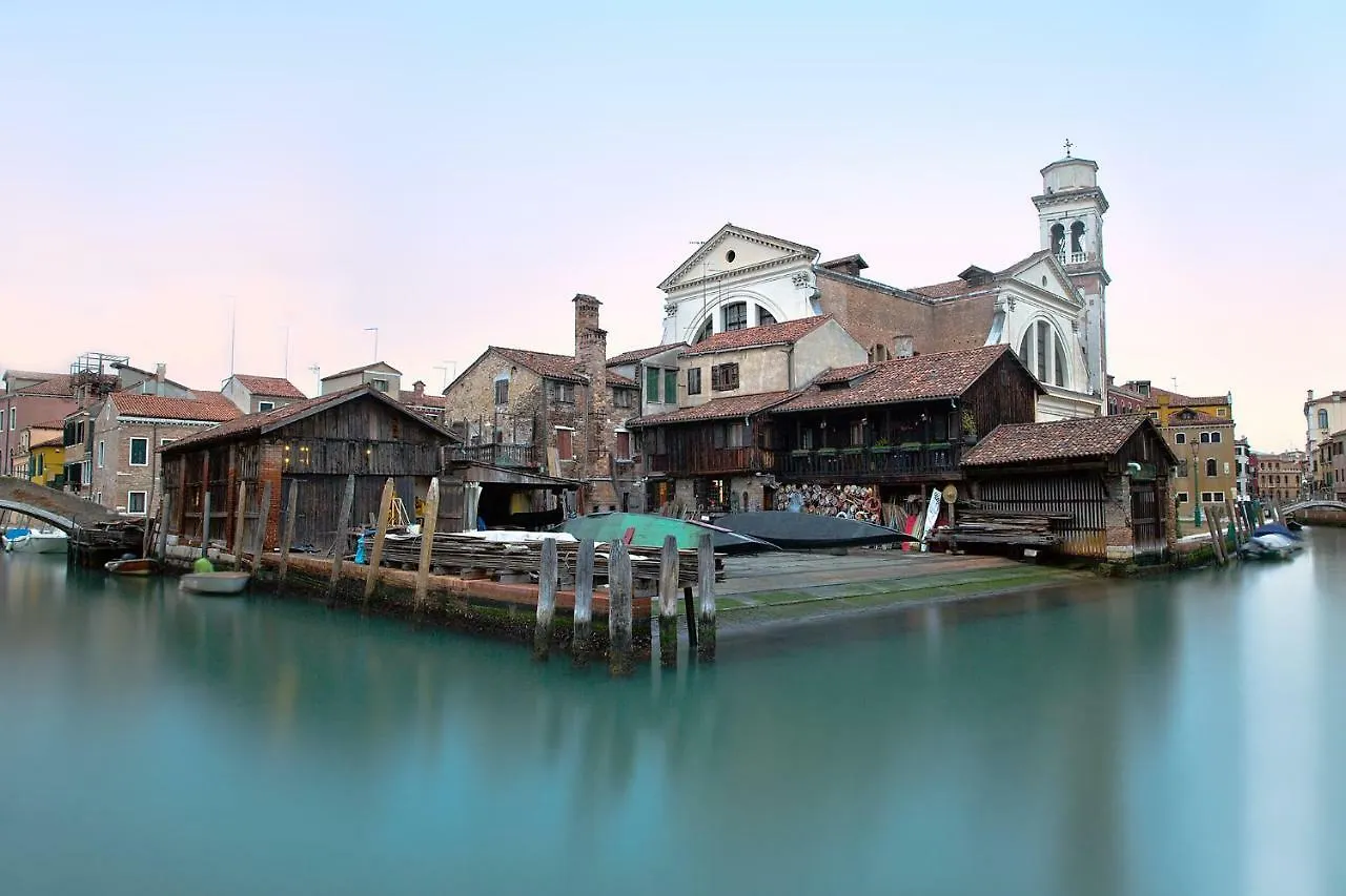 Ferienwohnung Biennale Ca Dario Venedig 0*,